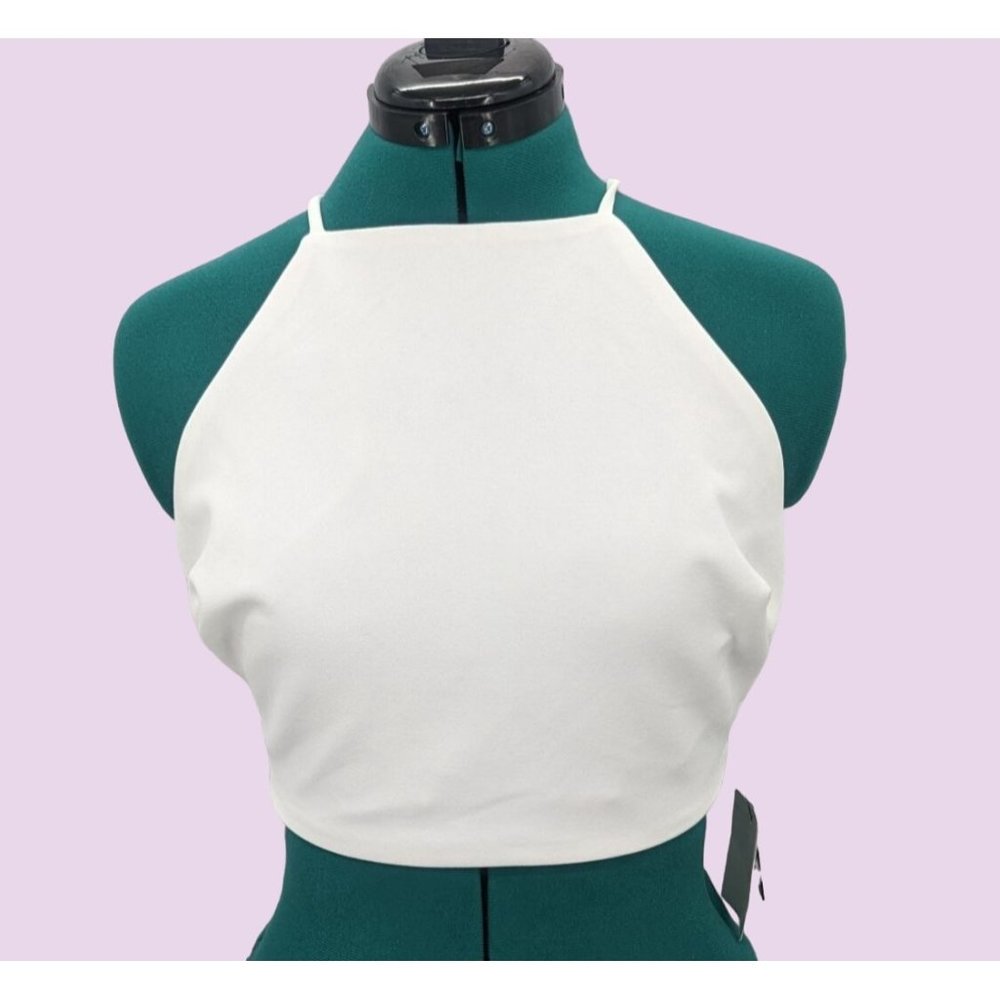 Lulus Women Ivory Halter Open Back Tie Crop Top Y2K Beach Minimalist Size M NWT